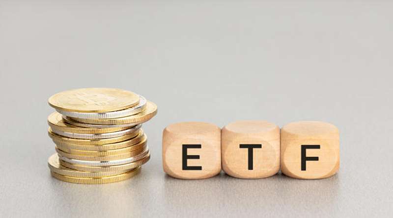 بیت کوین در خوش بینی ETF برای مدت کوتاهی از 30 هزار دلار عبور کرد
